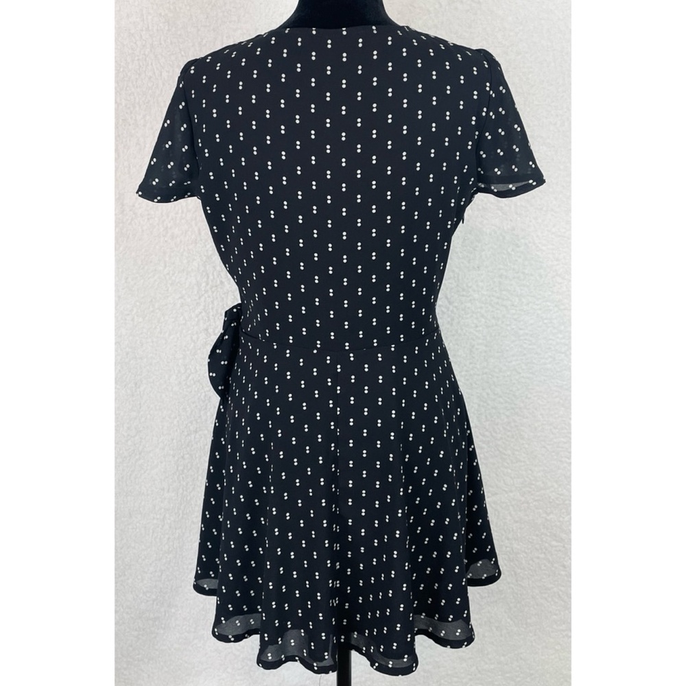 ABERCROMBIE & FITCH • Black/White Polka Dot Print Faux Wrap V-Neck Mini Dress SP - Picture 8 of 16